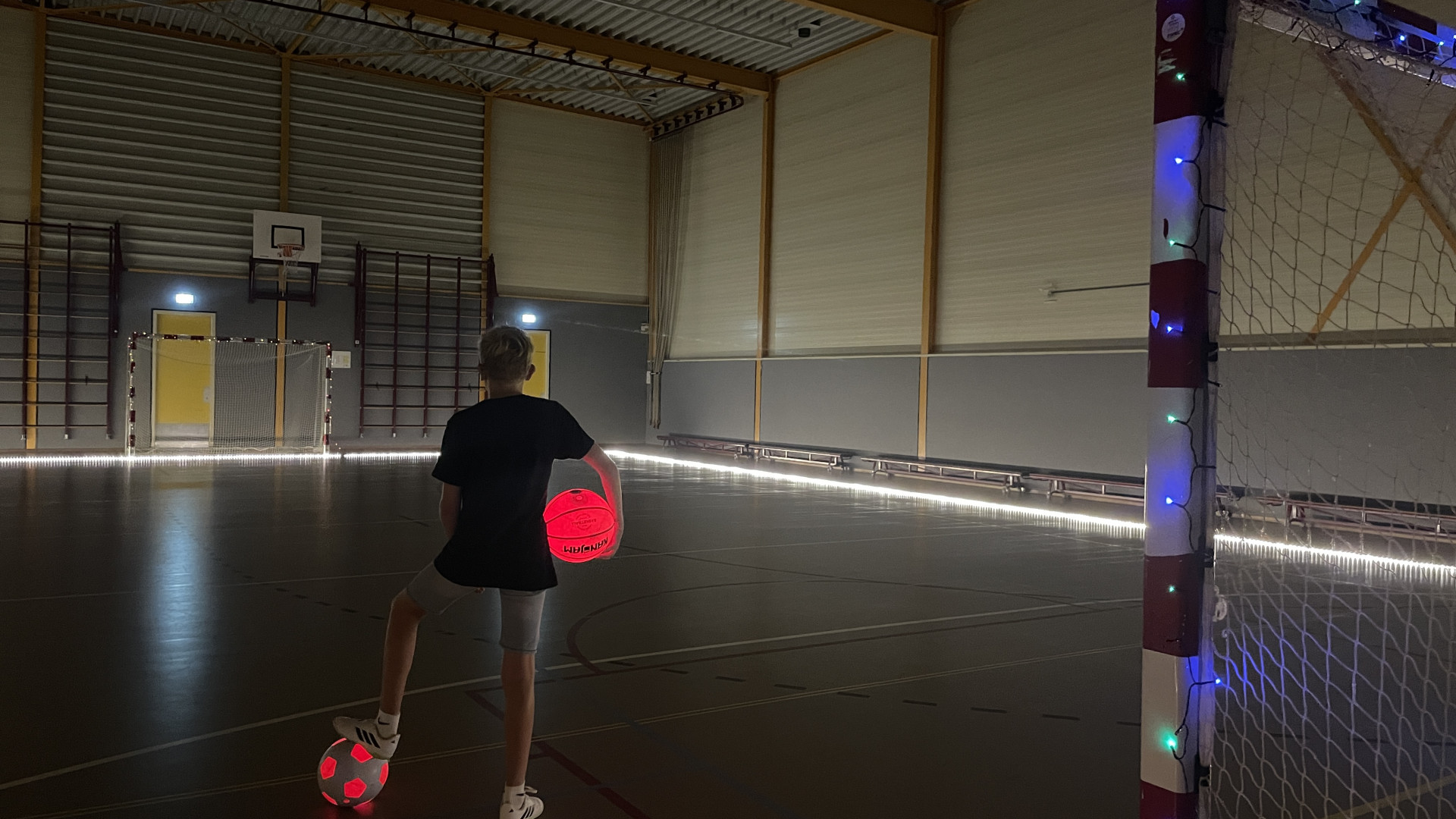 Glow Sports Kinderfeestje bij Sportbedrijf Raalte